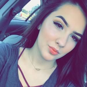 Meet your Posher, Deborah